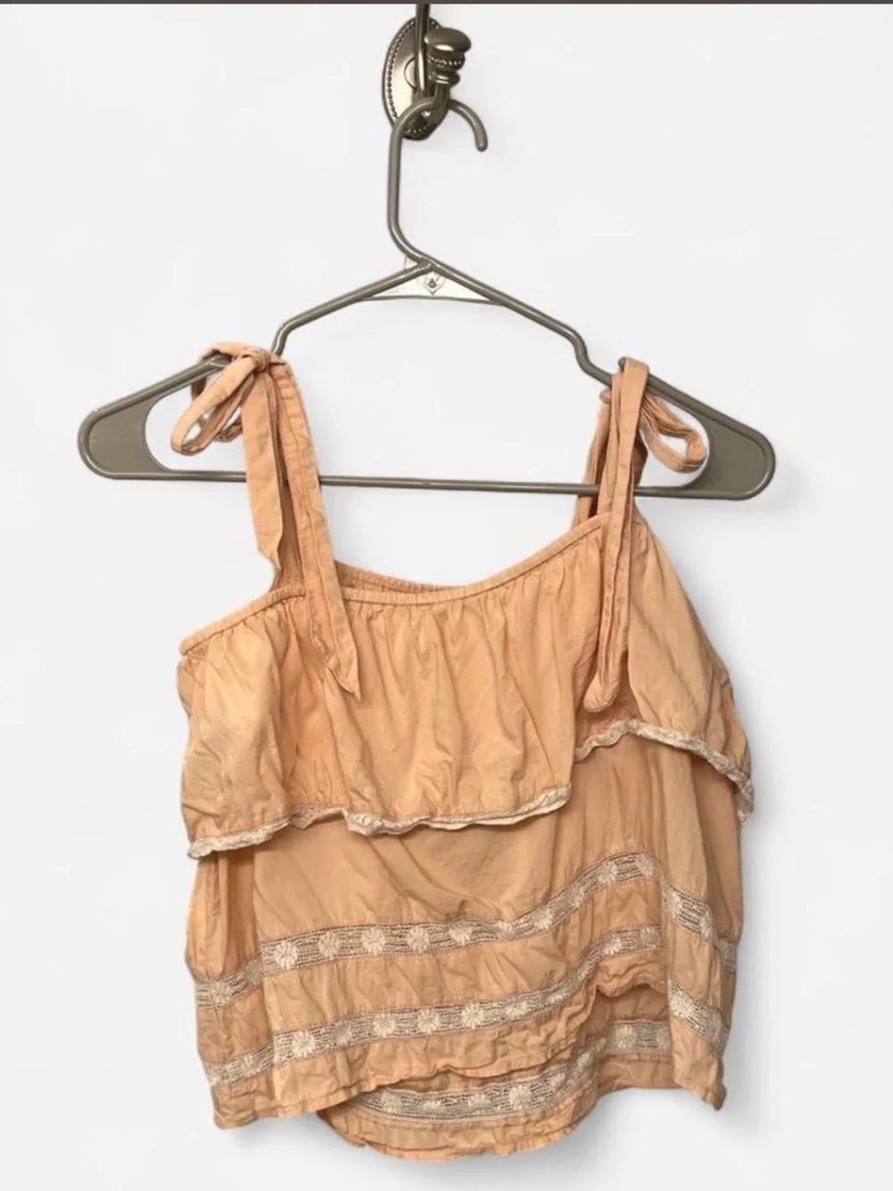 EUC/Like-New American Eagle Outfitters Shoulder-Tie Tiered Ruffle/Lace Tank Top - Picture 7 of 7